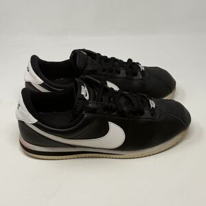 Nike Cortez '72 Sneakers Mens 10 Black Leather Retro Streetwear Shoes 2016